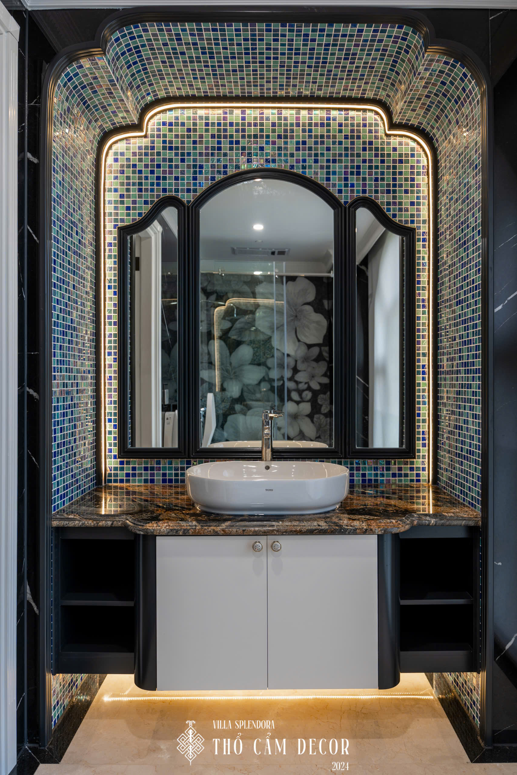 z6402042486589_84071022866f622a89ceb55db3ea5a32