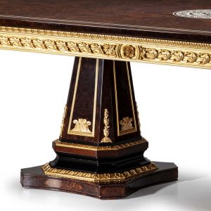 Chân Bàn ăn Trianon