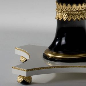 Chân bàn tròn sảnh Wellington