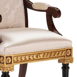 chan-ghe-an-co-tay-trianon-300x300